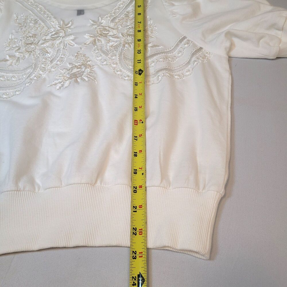 By Anthropologie Wmn Embroidered Beaded Puff Sleeve Sweatshirt Top Ivory Sz Med - Picture 13 of 13